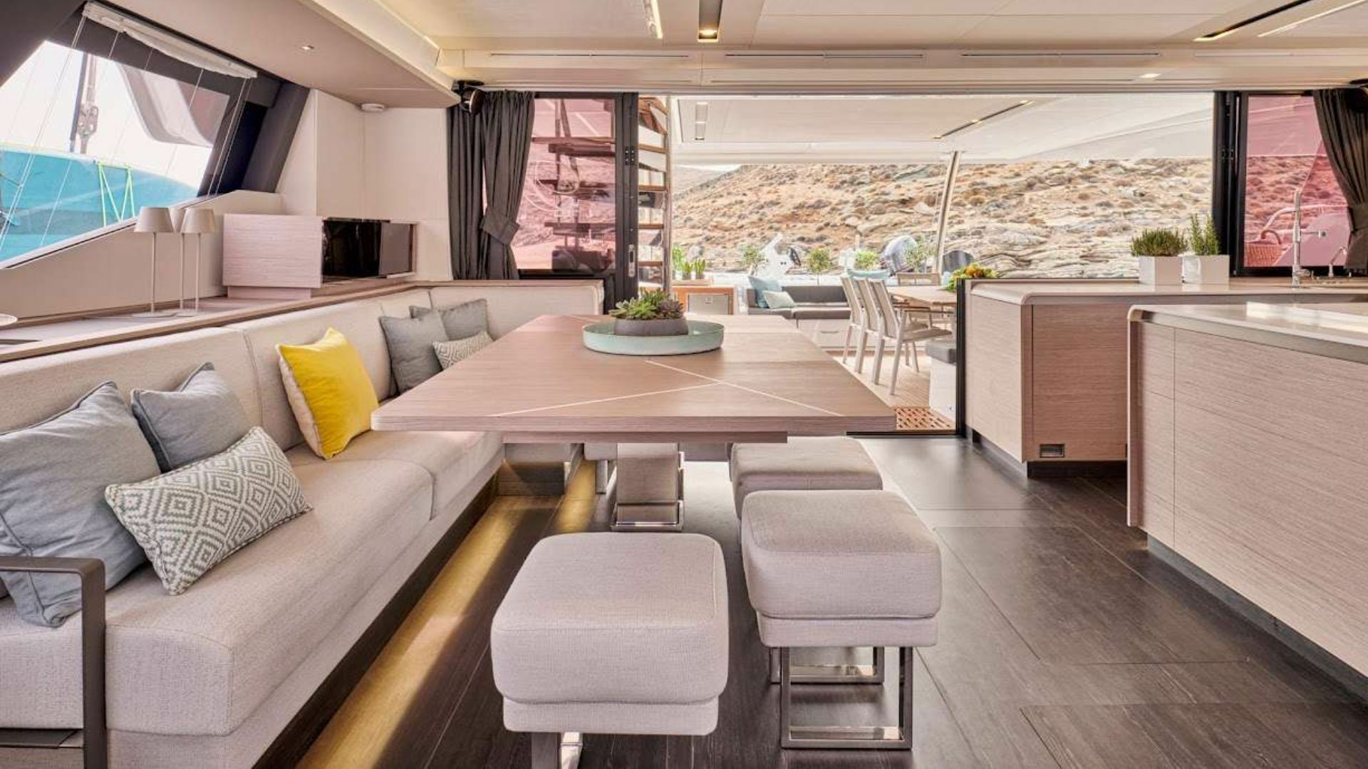 Fountaine Pajot Alegria 67 | Dolly