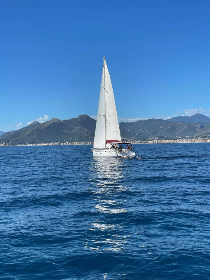 Beneteau Oceanis 523 | Red Erik 5