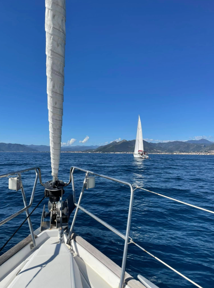 Beneteau Oceanis 523 | Red Erik 5