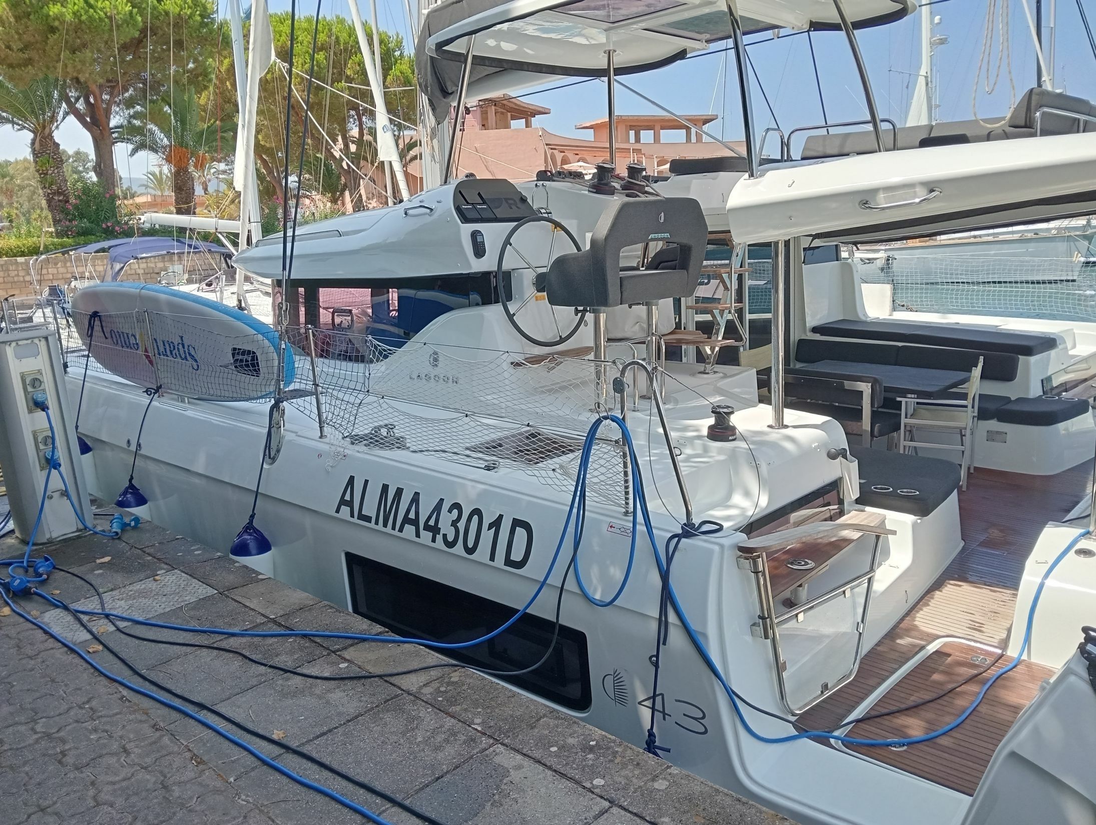 Lagoon 43 | Alma