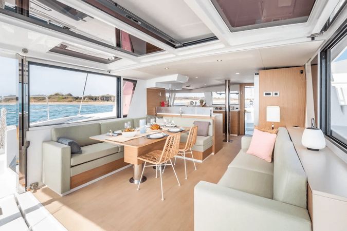 Bali 4.6 | Los Roques