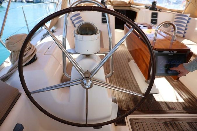 Dufour 455 GL | Keep Sailing 8