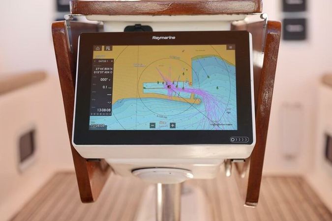 Dufour 455 GL | Keep Sailing 8