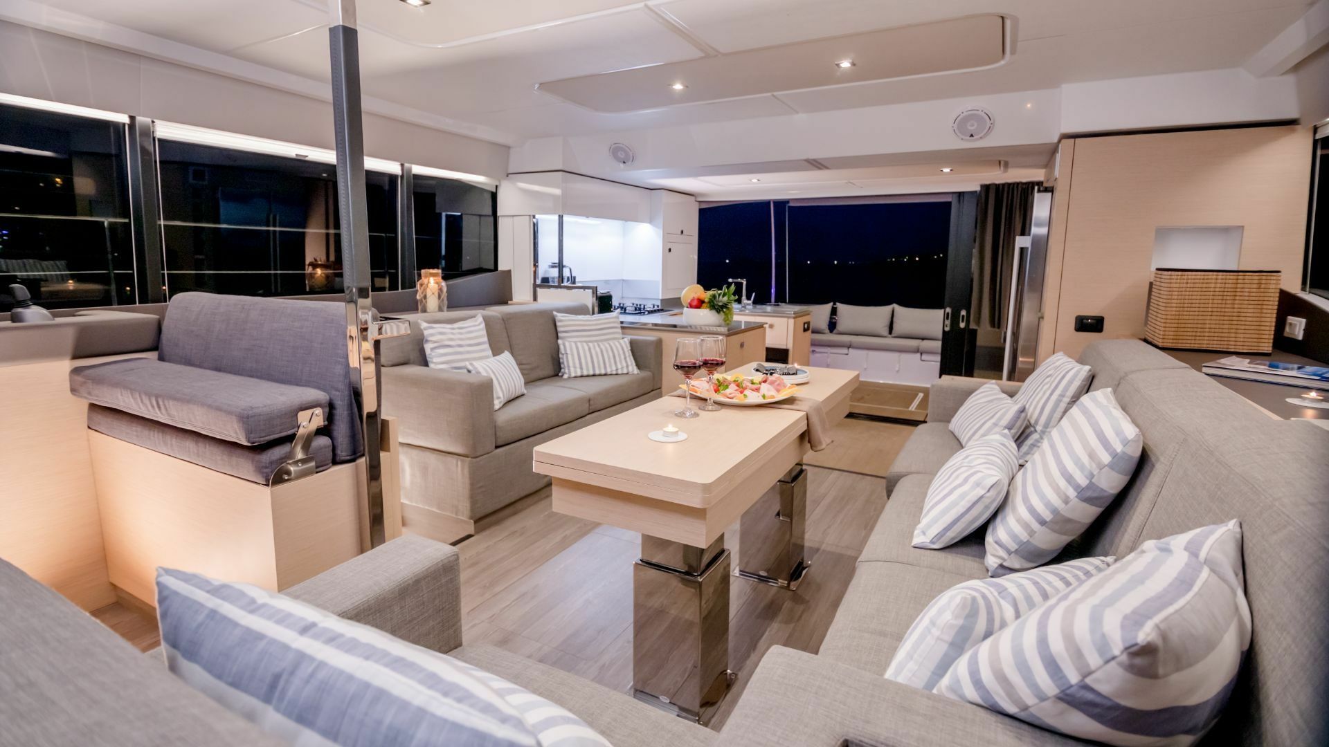 Fountaine Pajot FP44 | Endless Beauty