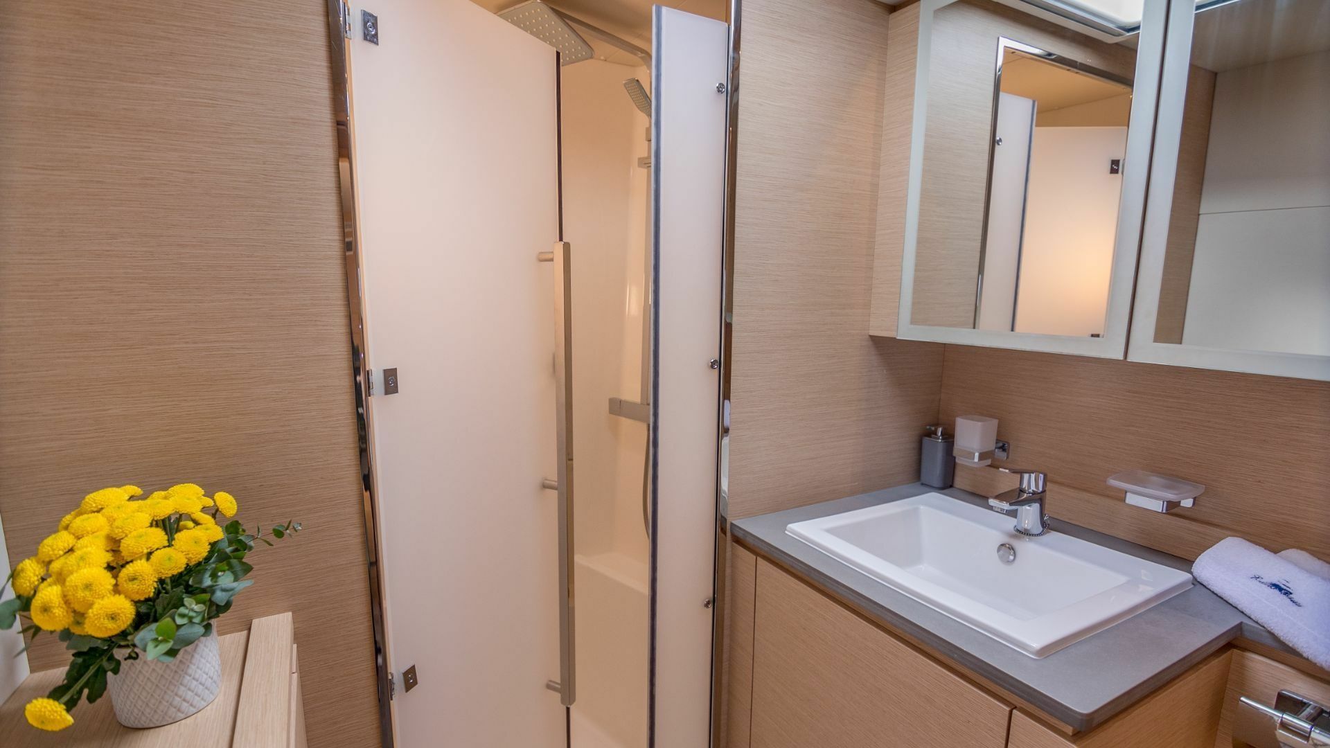 Fountaine Pajot FP44 | Endless Beauty