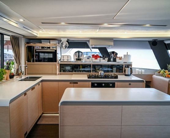 Fountaine Pajot Samana 59 | 7th Heaven