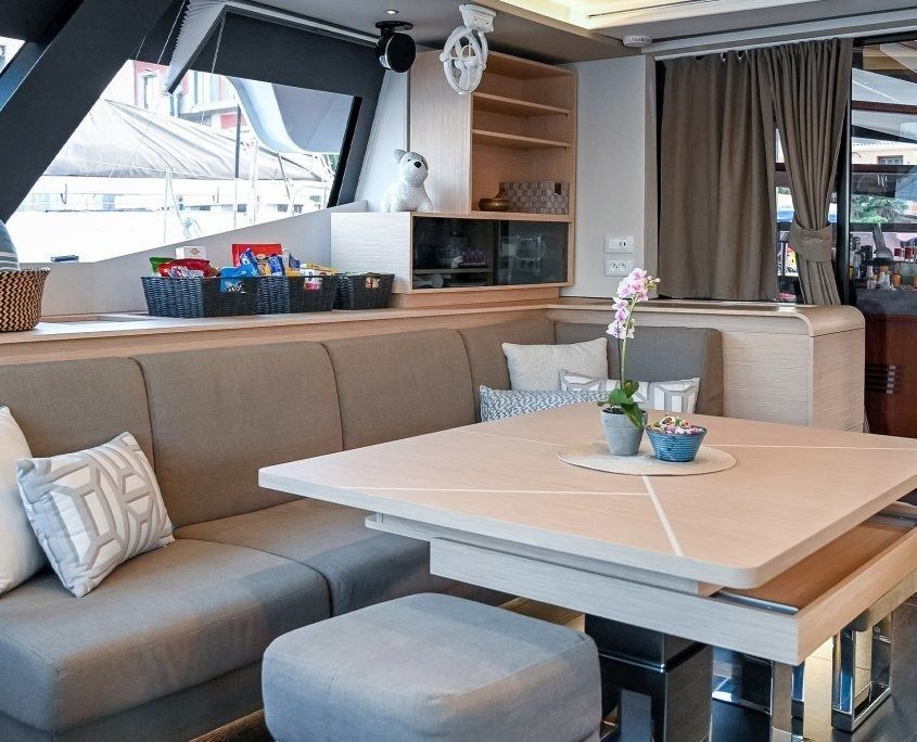 Fountaine Pajot Samana 59 | 7th Heaven