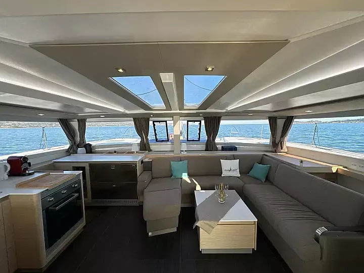 Fountaine Pajot Tanna 47 | Chill