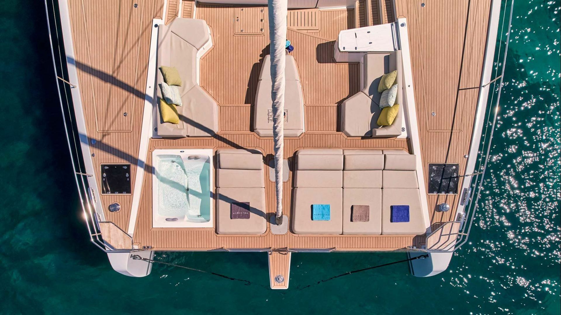 Fountaine Pajot 80 | Ad Astra