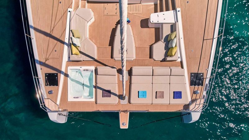 Fountaine Pajot 80 | Ad Astra
