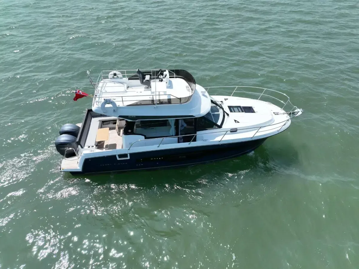 Jeanneau Merry Fisher 1095 Fly | Verity 2