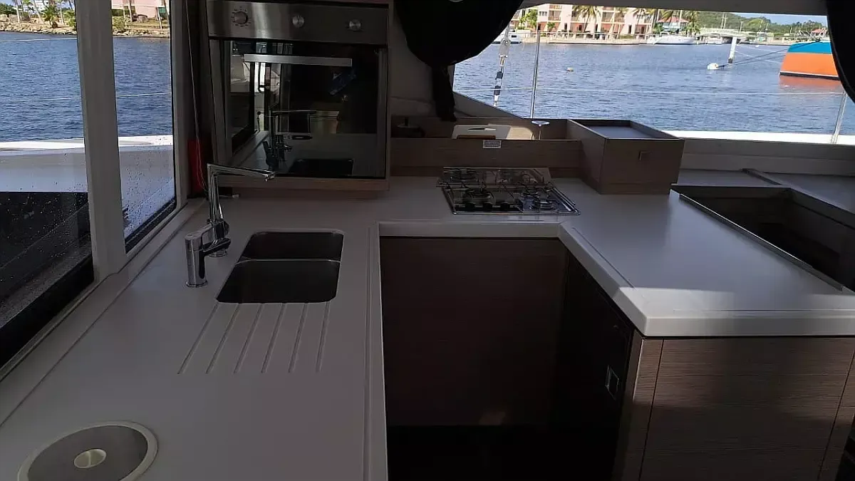 Fountaine Pajot Astrea 42 | Marguerite