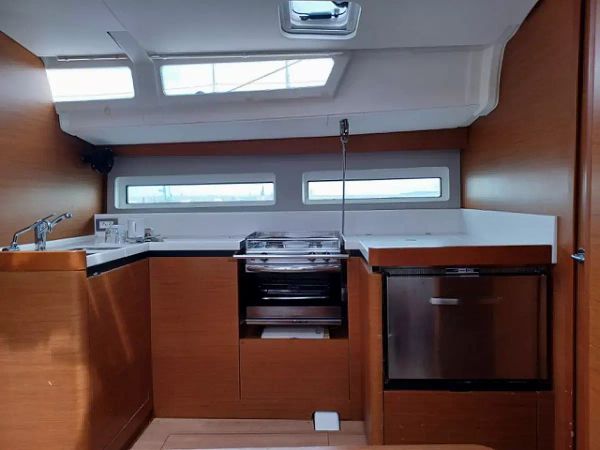 Jeanneau Sun Odyssey 490 | Cloe 1