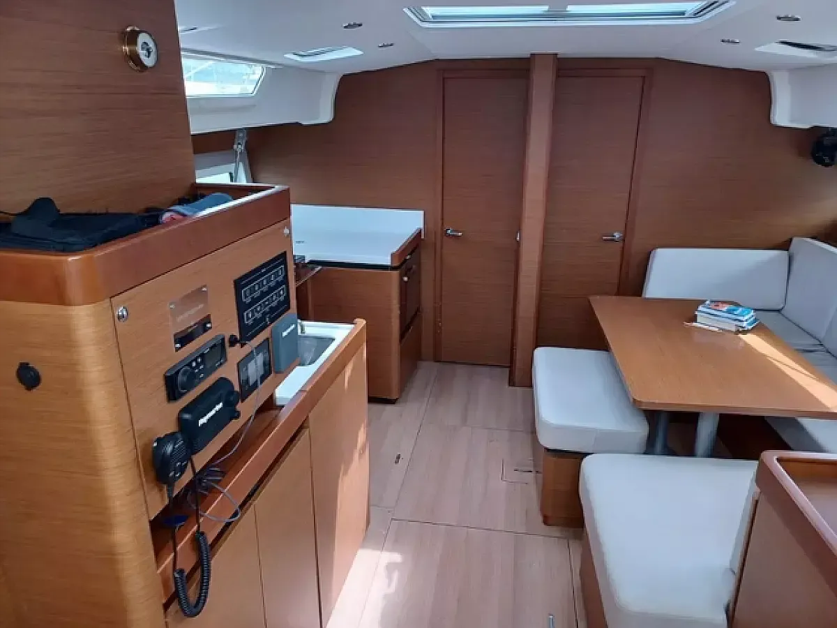 Jeanneau Sun Odyssey 490 | Cloe 1