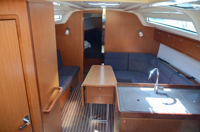 Bavaria Cruiser 37 | Francesca