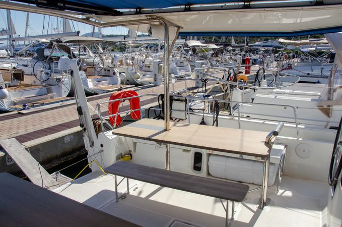 Jeanneau Sun Loft 47 | Vega