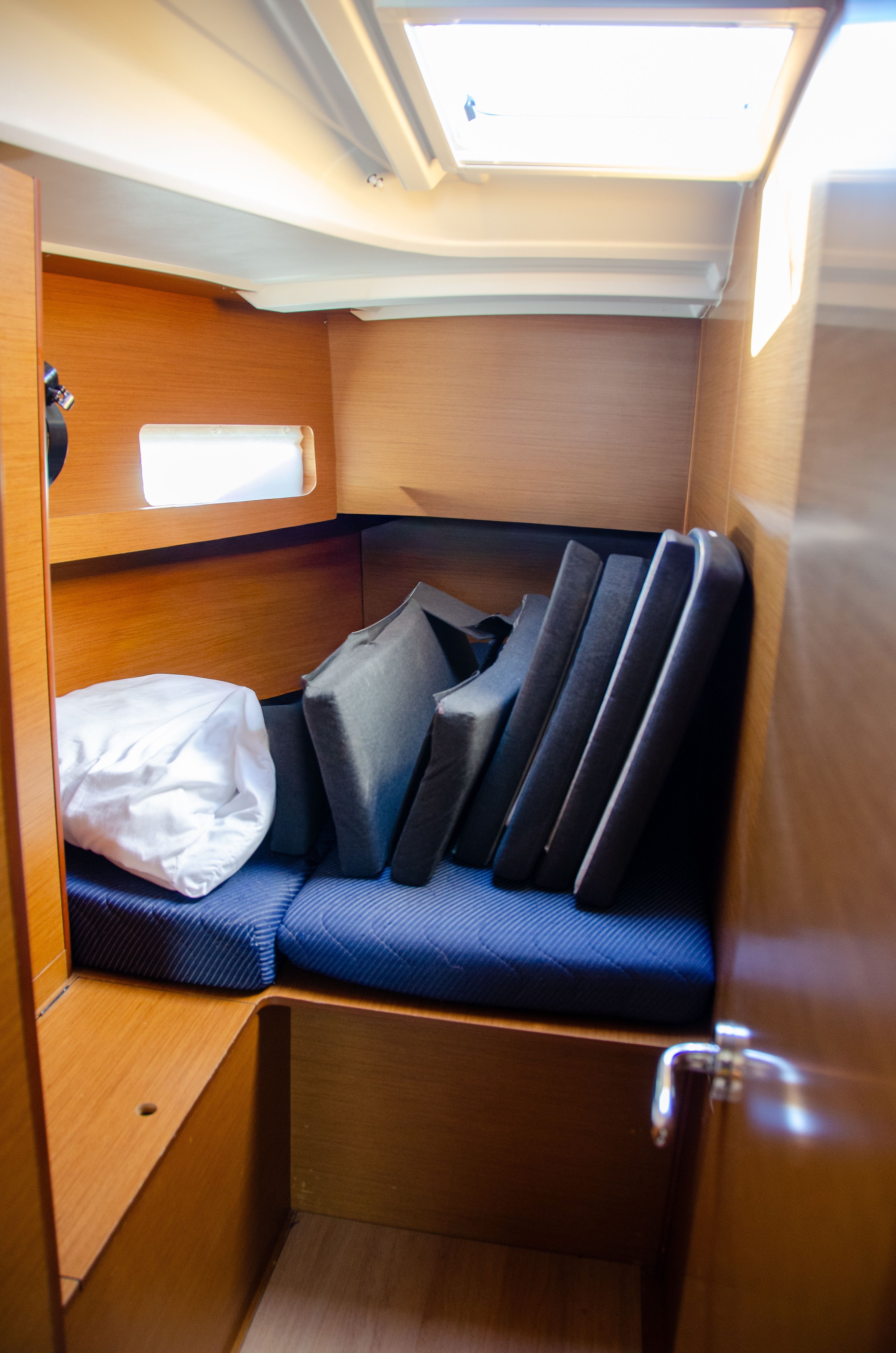 Jeanneau Sun Loft 47 | Vega