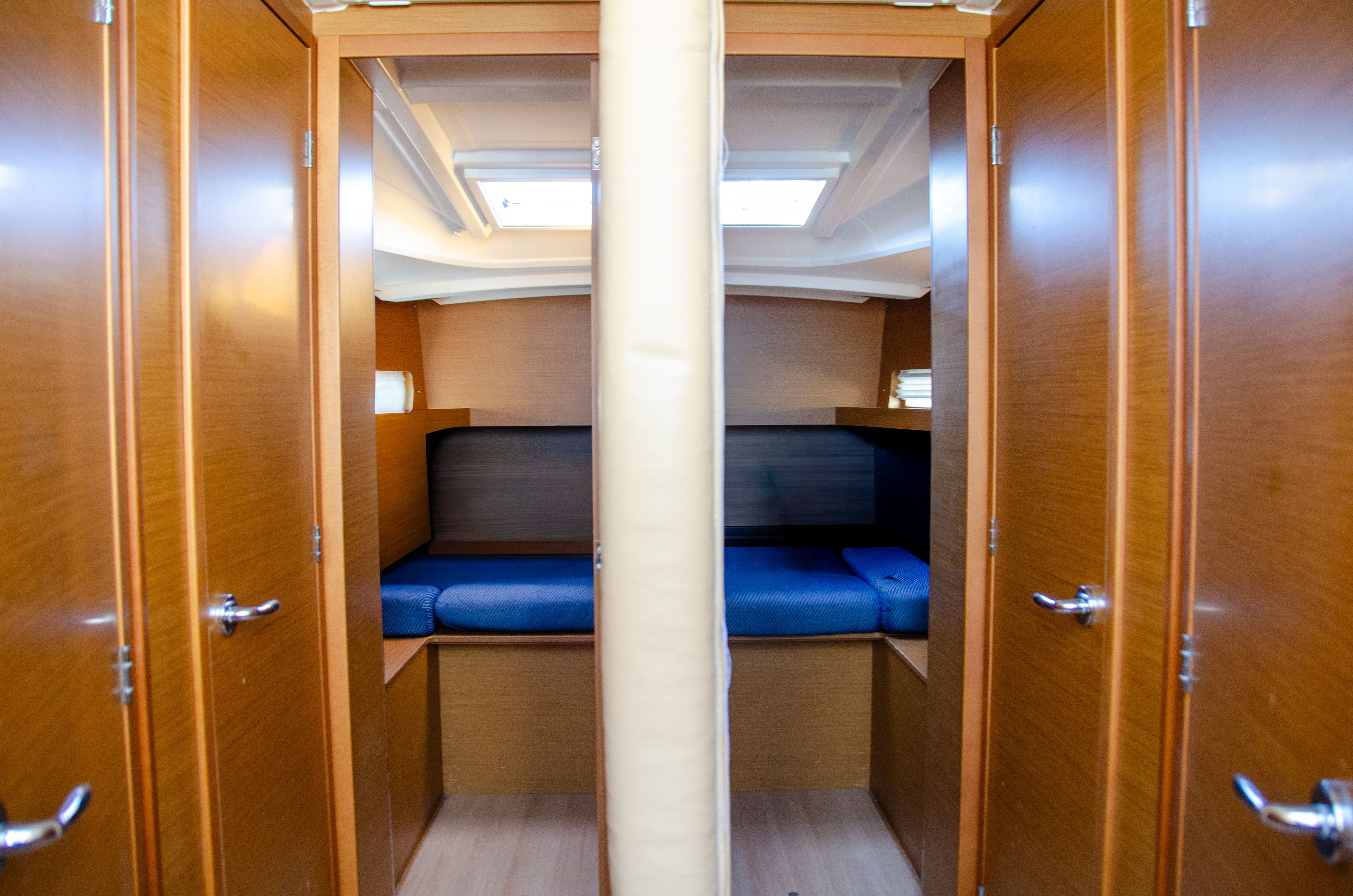 Jeanneau Sun Loft 47 | Vega