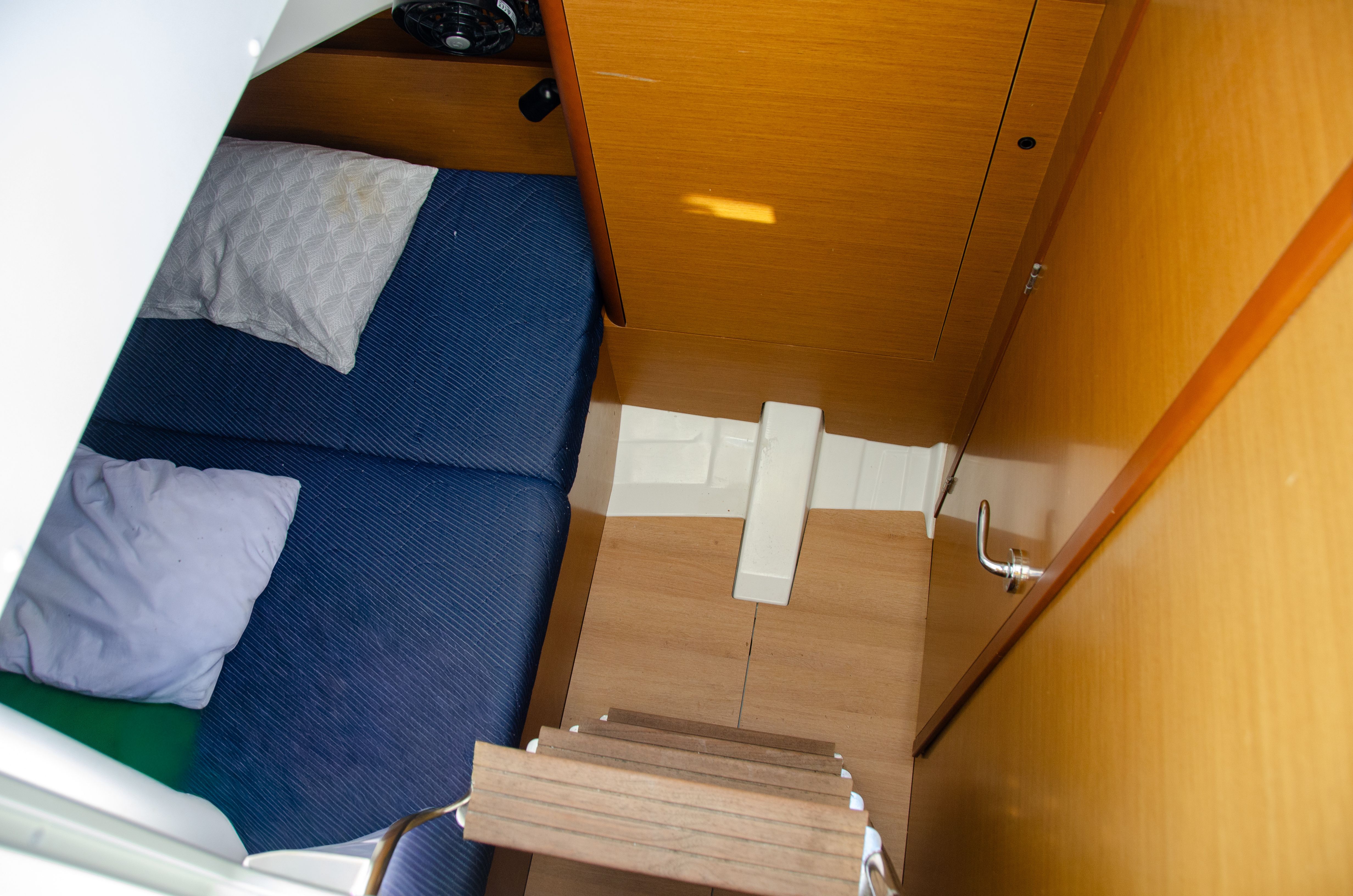 Jeanneau Sun Loft 47 | Vega