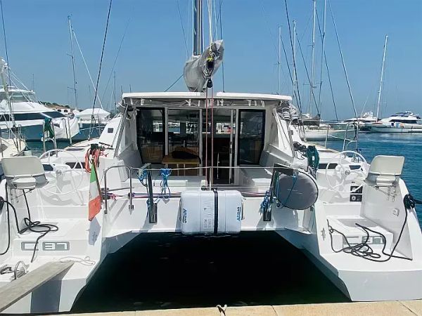 C Cat 37 | Altair