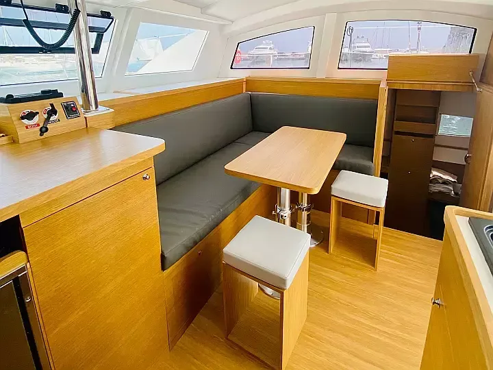 C Cat 37 | Altair