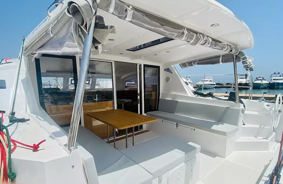 C Cat 37 | Altair