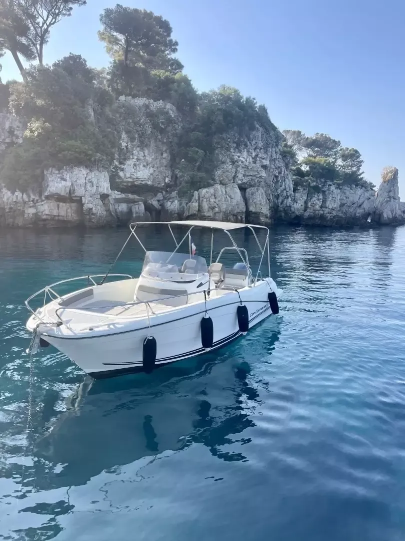 Jeanneau Cap Camarat 6.5 CC | Jancri