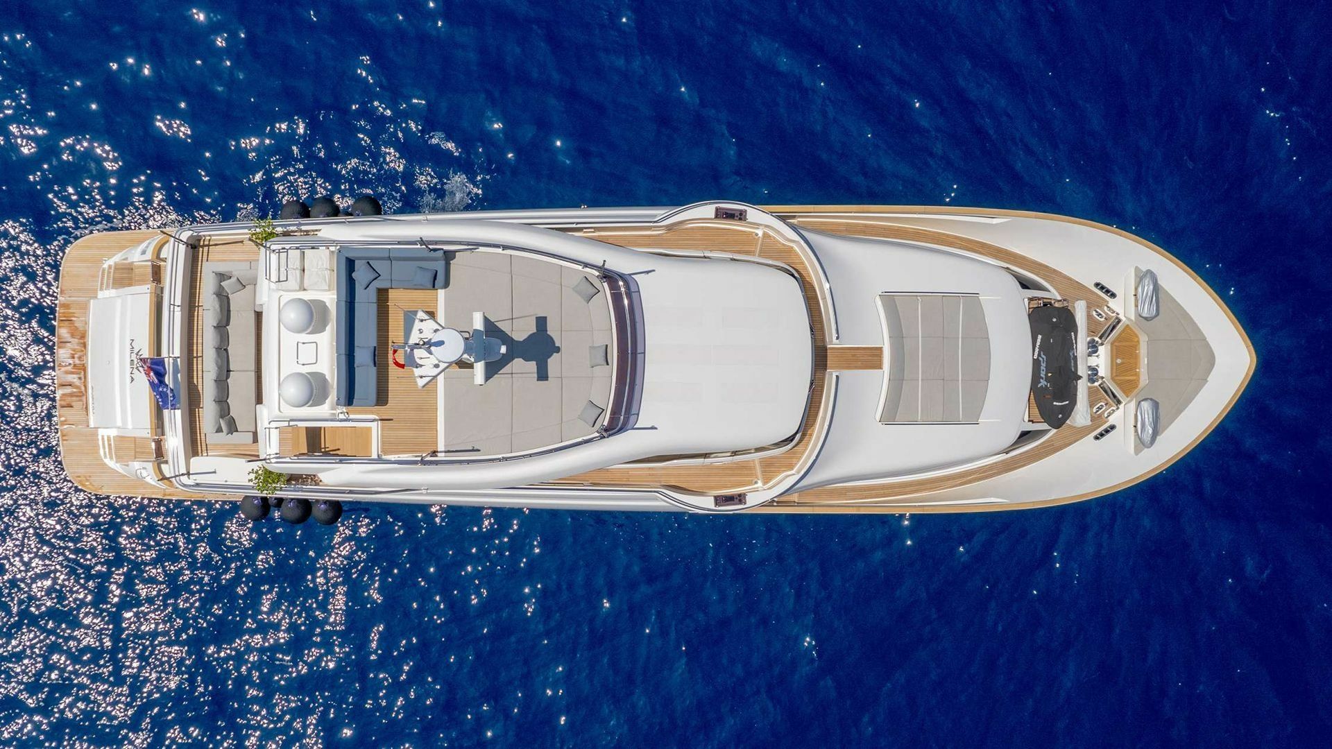 Ferretti Custom Line Navetta | Milena