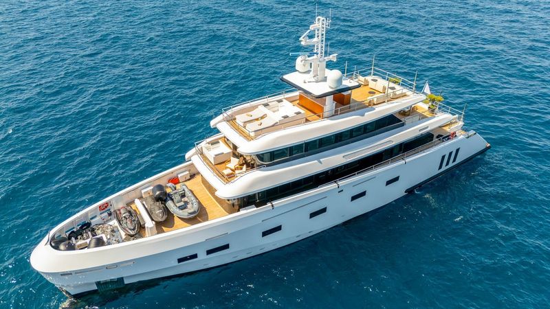 Custom Built 133 | Renata