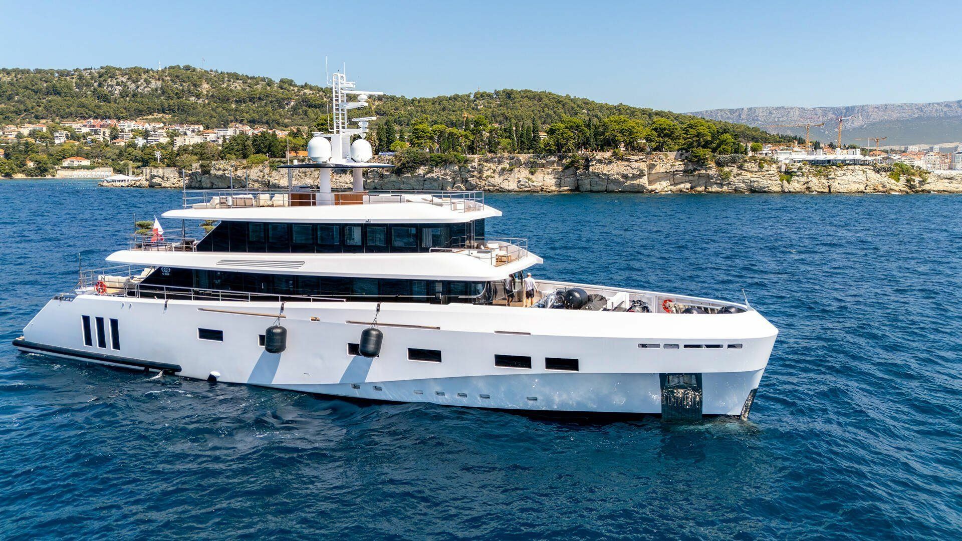 Custom Built 133 | Renata