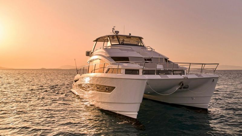 Aquila 54 | Explorion