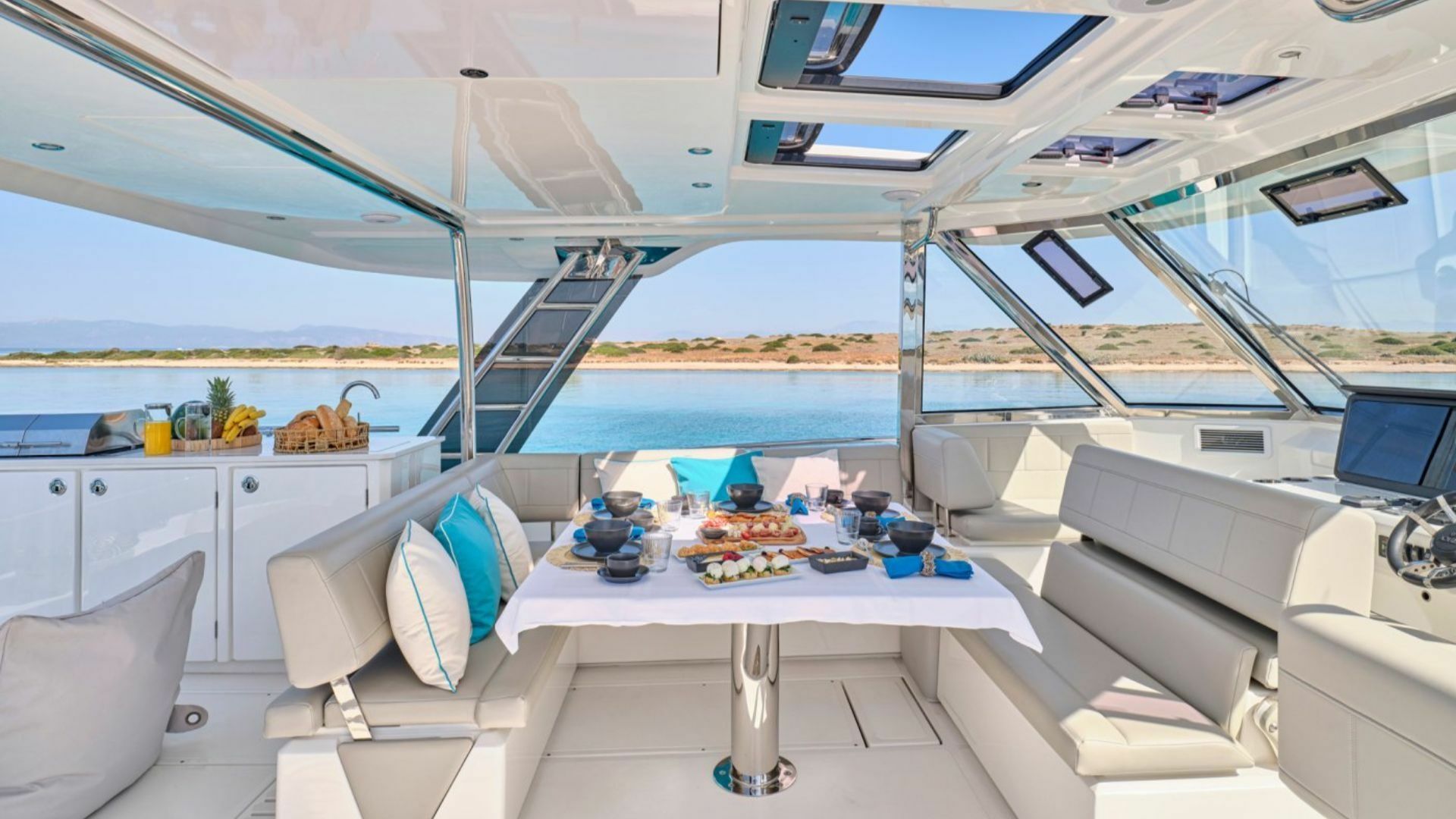 Aquila 54 | Explorion