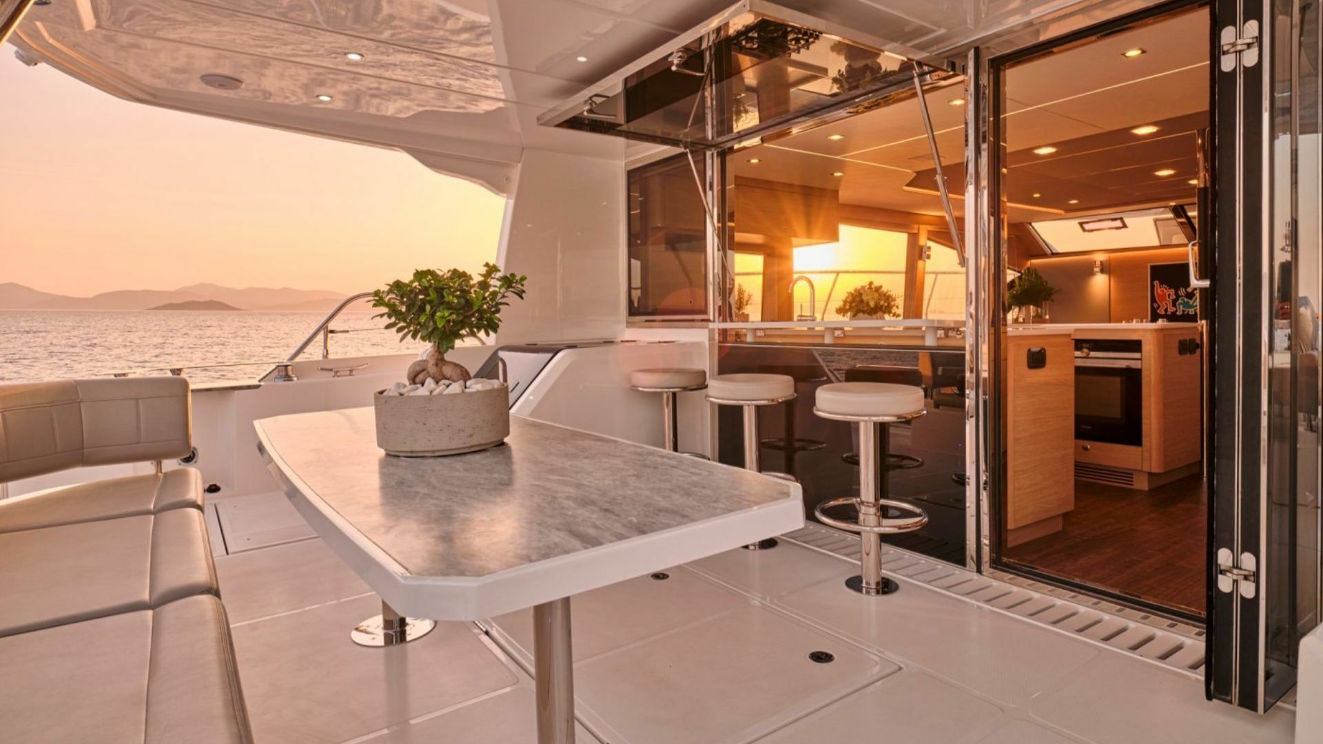 Aquila 54 | Explorion