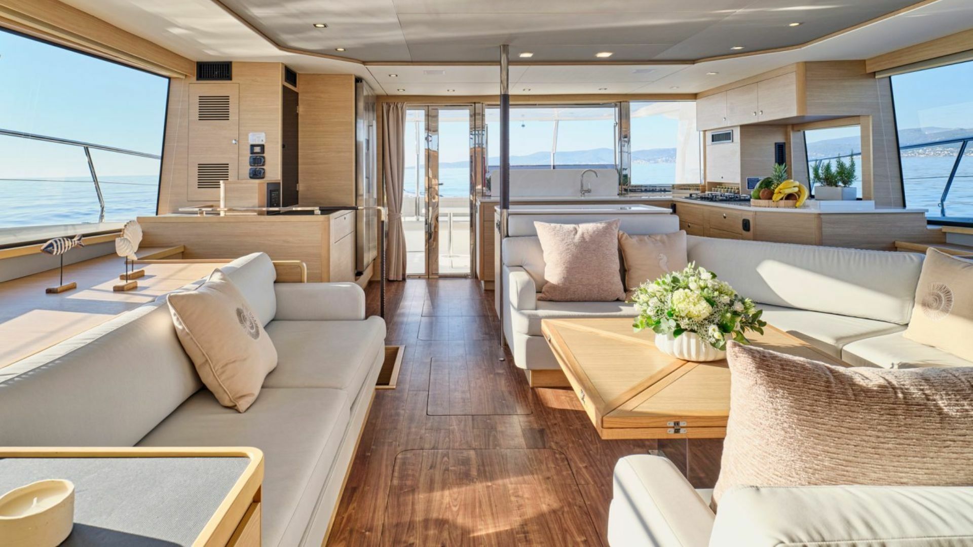 Aquila 54 | Explorion