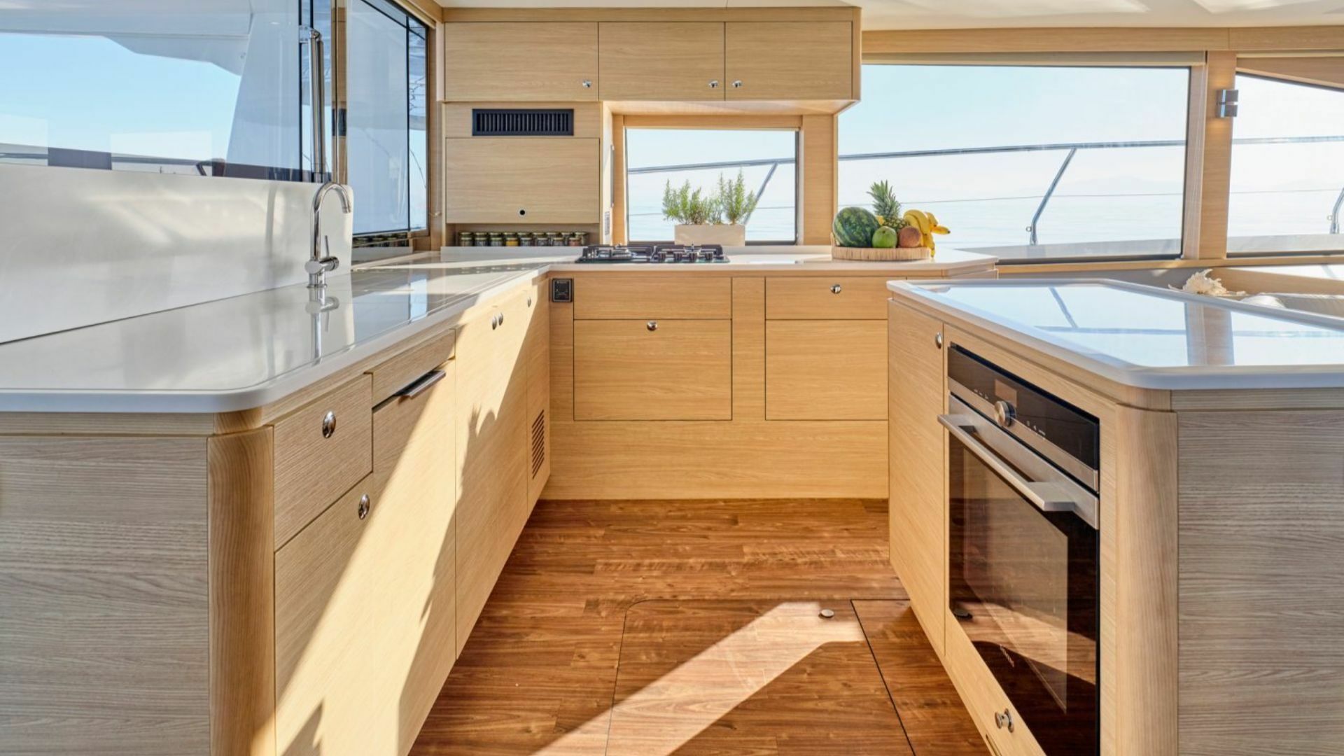 Aquila 54 | Explorion