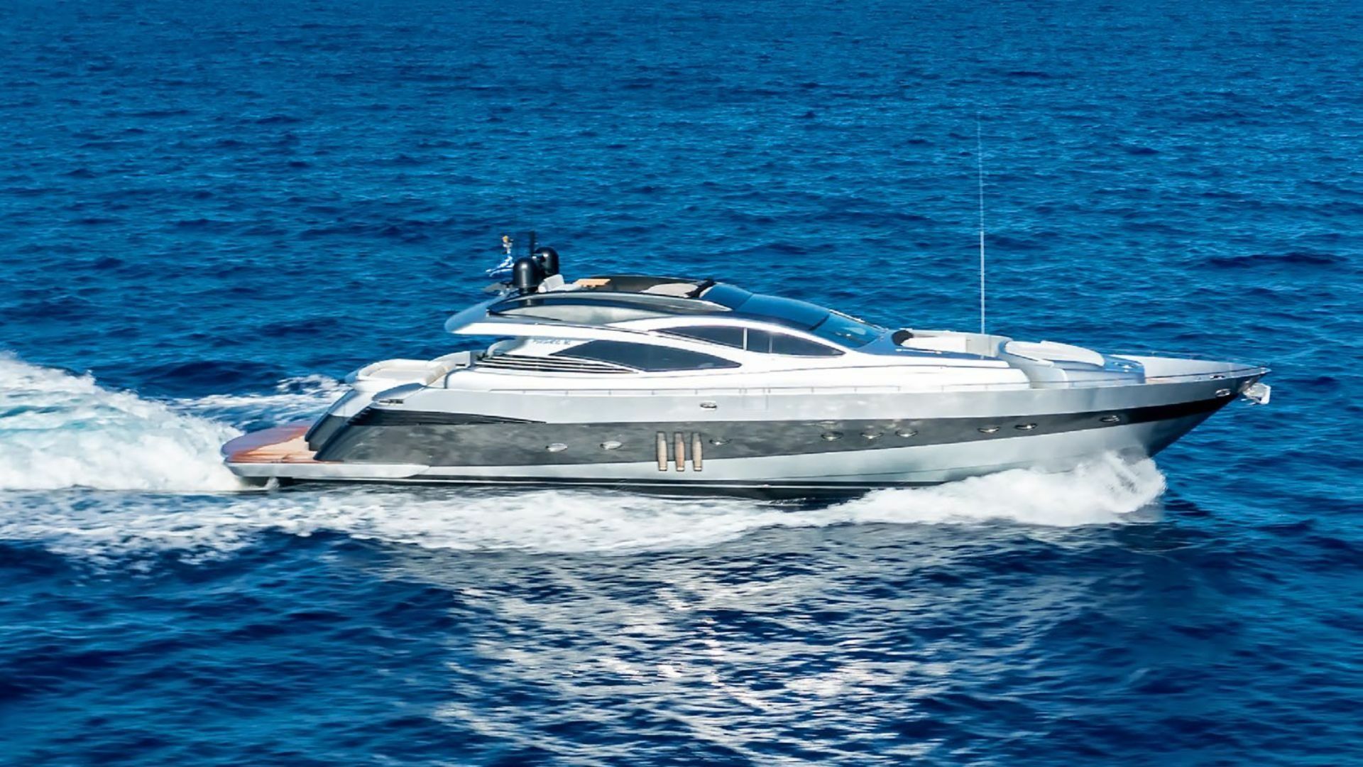 Pershing 90 | One