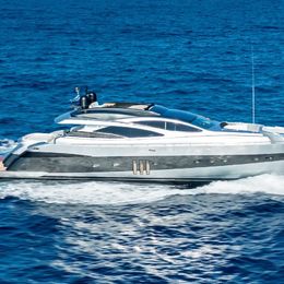 Pershing 90 | One