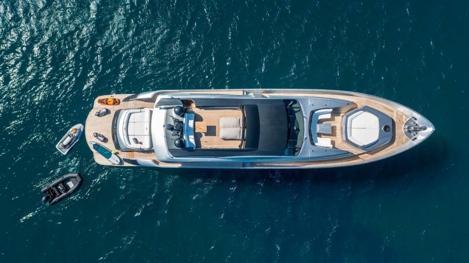 Pershing 90 | One