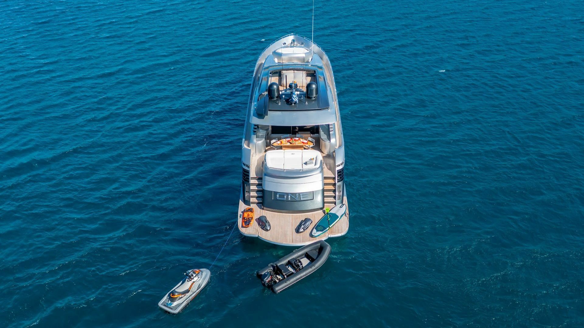 Pershing 90 | One