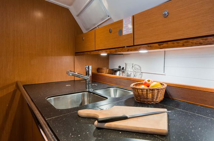 Bavaria Cruiser 40S | Blue Magic