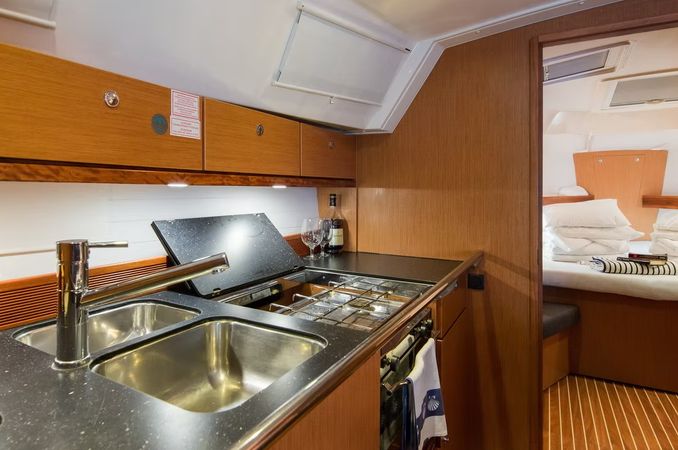 Bavaria Cruiser 40S | Blue Magic