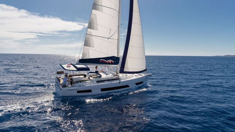 Dufour 41 | Moorings 25