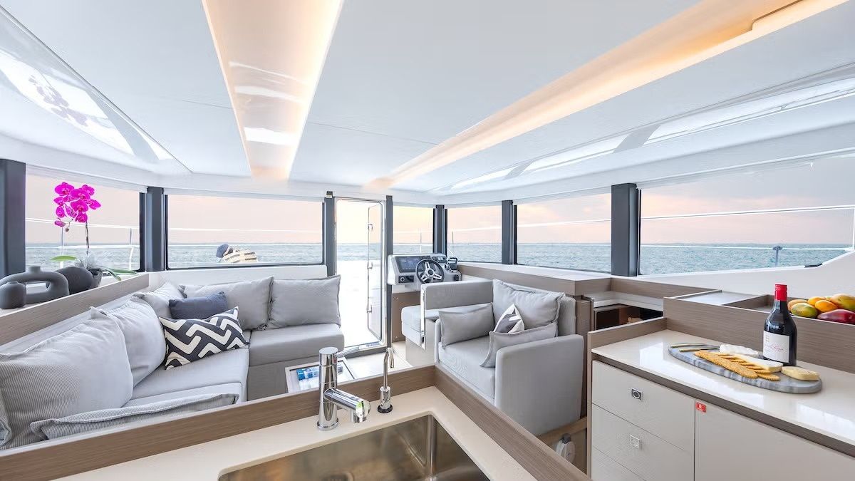 Leopard 40 | Moorings 23
