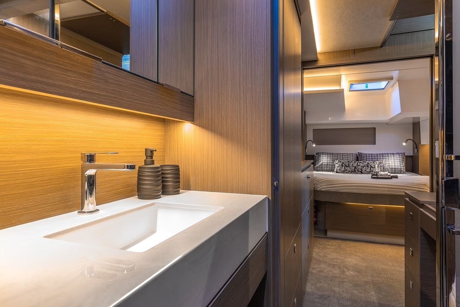 Leopard 46 | Moorings 25