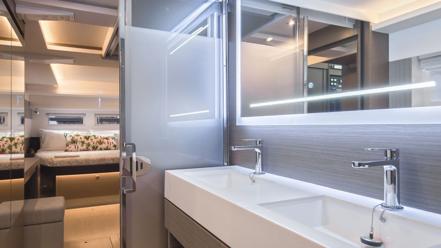 Leopard 46 PC | Moorings 24