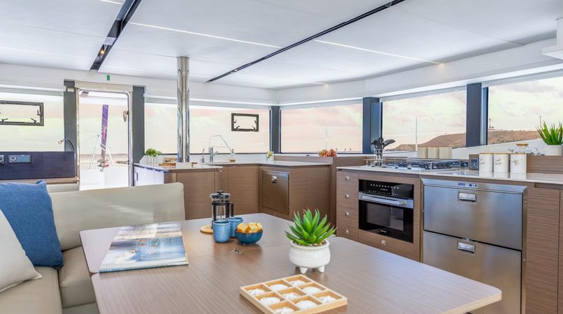 Leopard 52 | Moorings 25