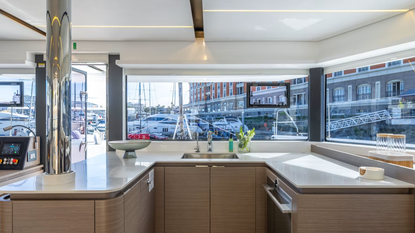 Leopard 52 | Moorings 25
