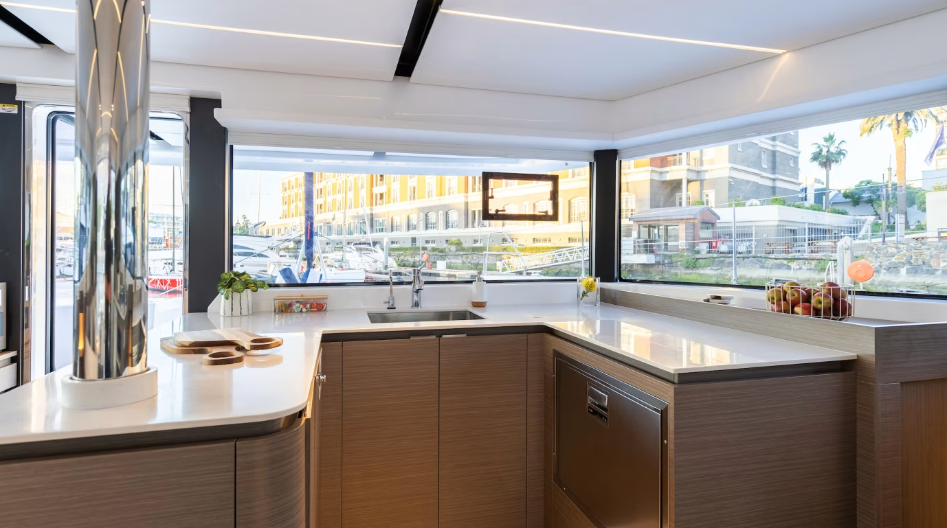 Leopard 52 | Moorings 25