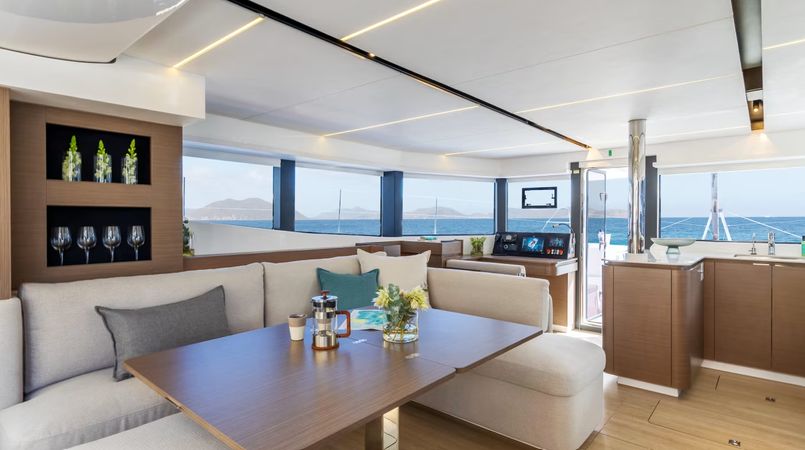 Leopard 52 | Moorings 25