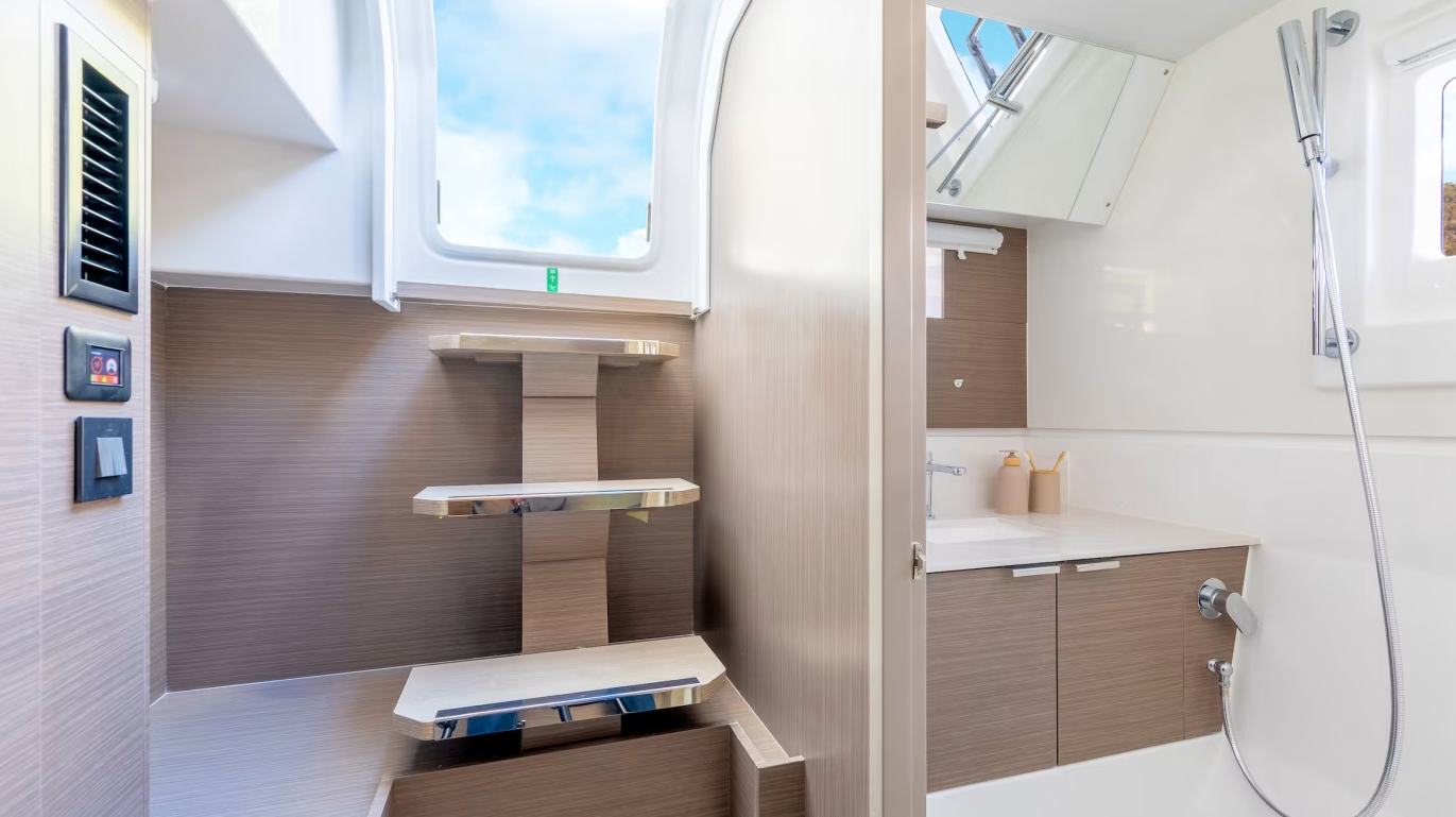 Leopard 52 | Moorings 25